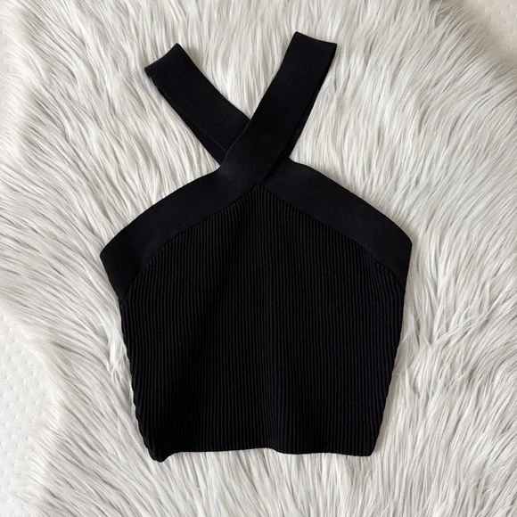 Aritzia Sculpt Knit Cropped Halter Tank - Picture 1 of 3